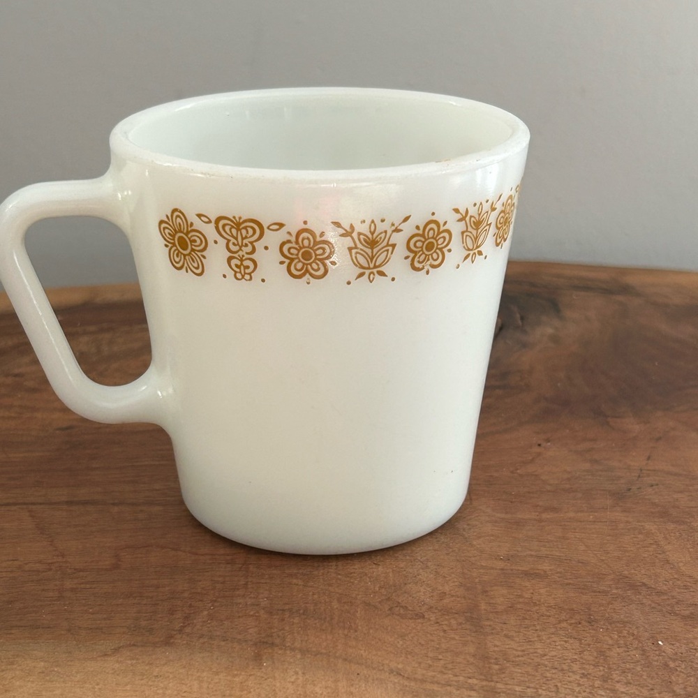 Vintage Pyrex Butterfly Gold Coffee Mug Cup Milk Glass D Handle Corning